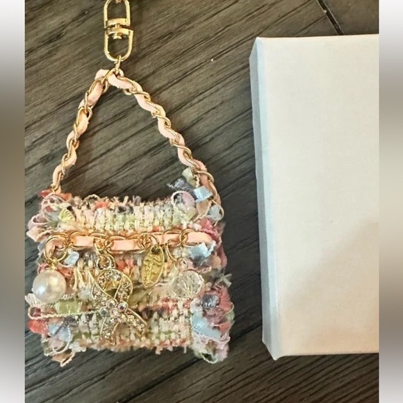 Novelty Mini Handbag Shape Charm Pendant Or Key Ring Colorful NWOT - Picture 2 of 6